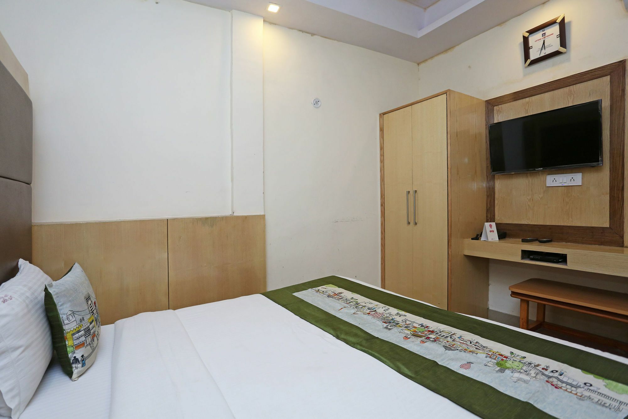Oyo 9233 Hotel Cottage Lord Krishna Nova Deli Exterior foto
