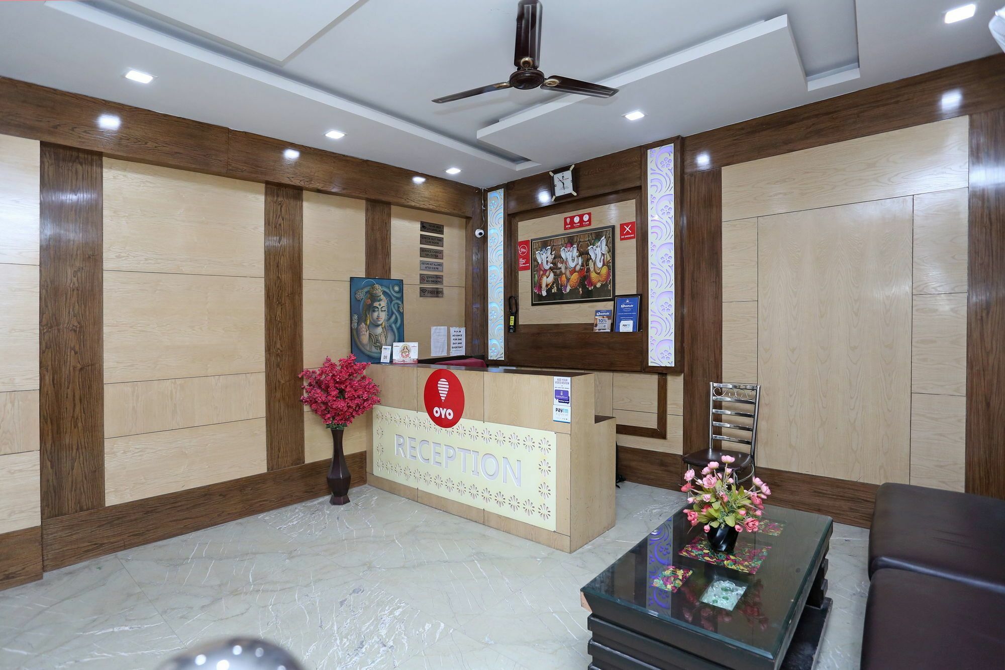 Oyo 9233 Hotel Cottage Lord Krishna Nova Deli Exterior foto